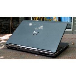 DELL PRECISION 7520 i7/6820HQ 32GB 500GB NVME 15" FHD M2200M W10P